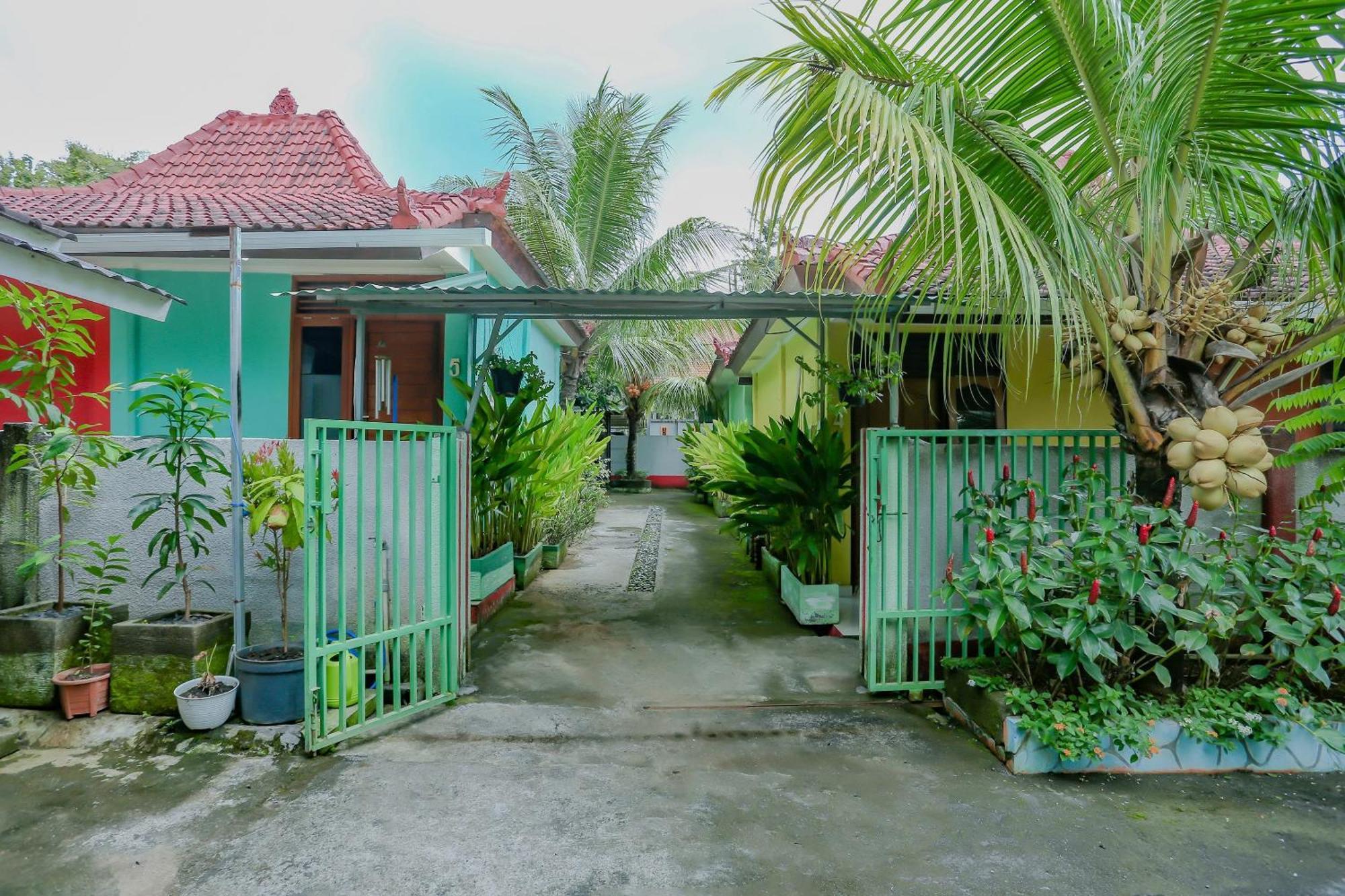Oyo Life 90301 Hidden Village Uluwatu Jimbaran Esterno foto